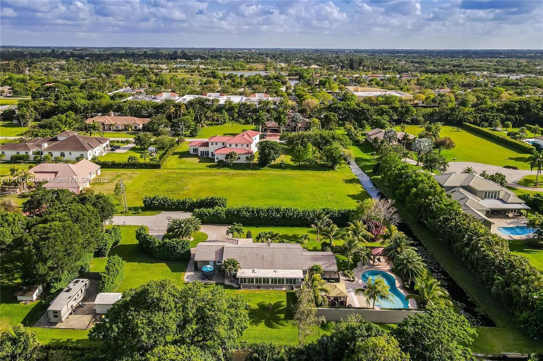 Recently Sold: $1,199,999 (4 beds, 2 baths, 0 Square Feet)