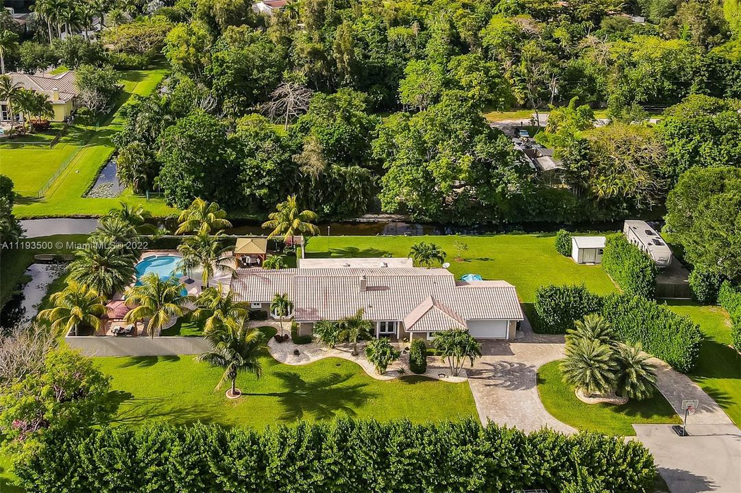 Recently Sold: $1,199,999 (4 beds, 2 baths, 0 Square Feet)