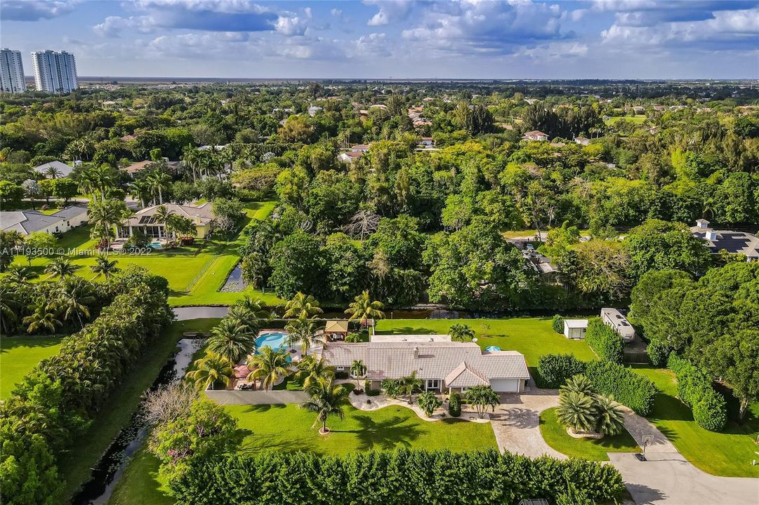 Recently Sold: $1,199,999 (4 beds, 2 baths, 0 Square Feet)