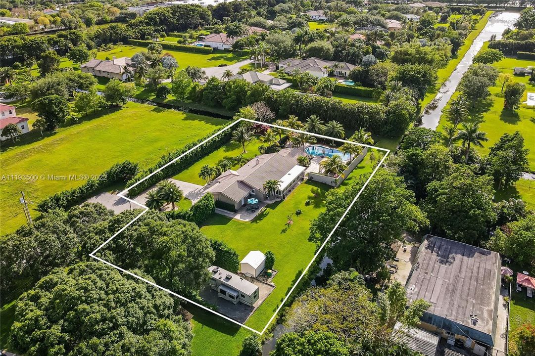 Recently Sold: $1,199,999 (4 beds, 2 baths, 0 Square Feet)