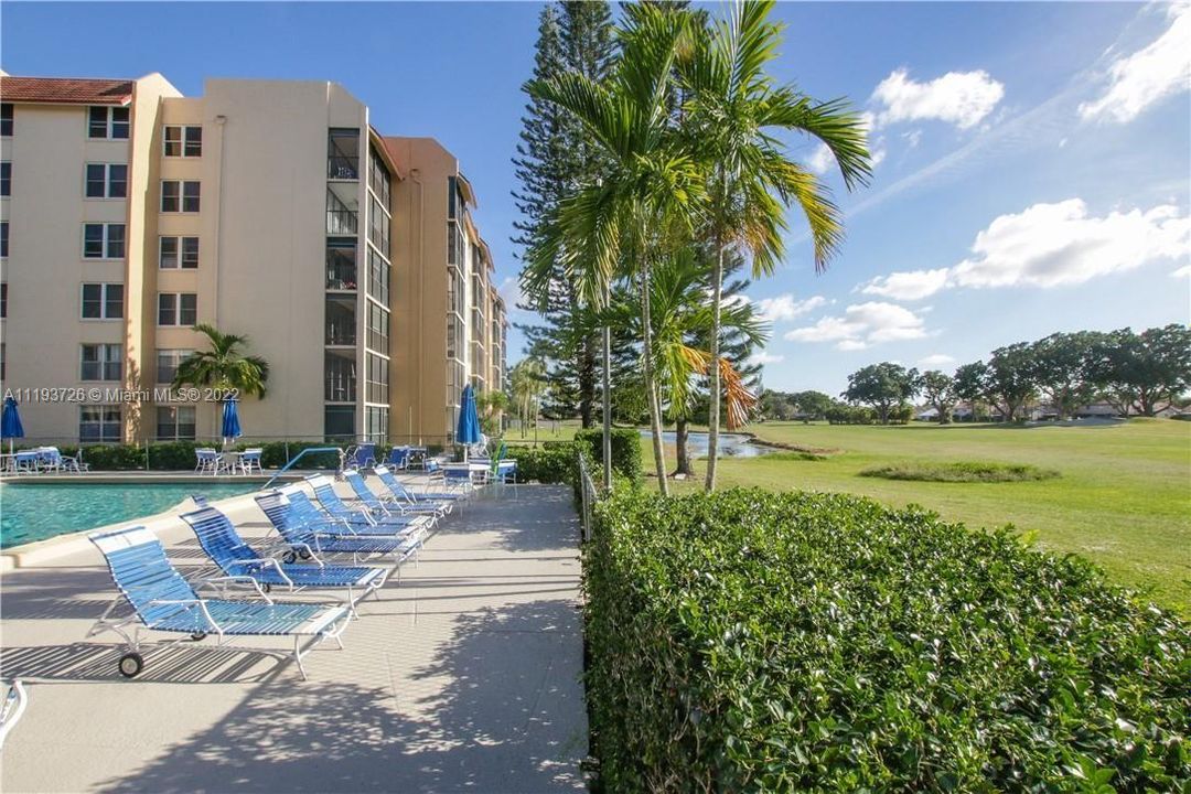 Недавно продано: $80,000 (1 спален, 1 ванн, 780 Квадратных фут)