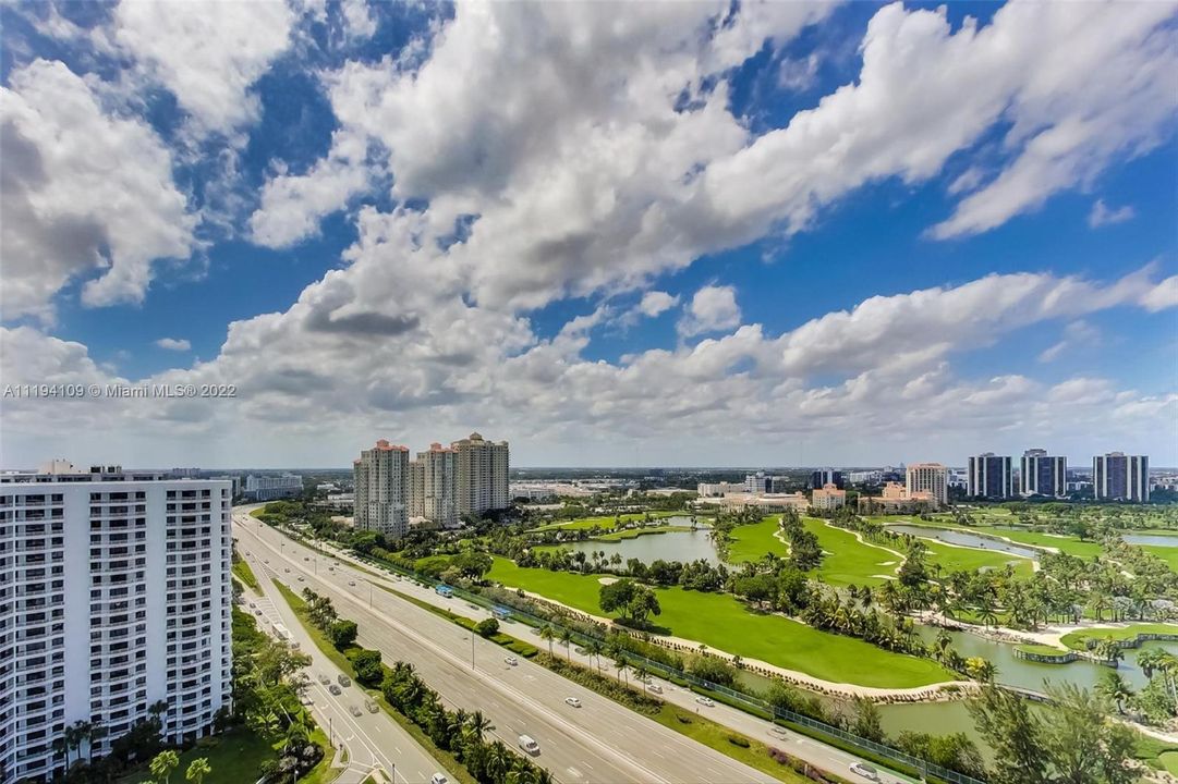 Vendido Recientemente: $435,000 (2 camas, 2 baños, 1361 Pies cuadrados)