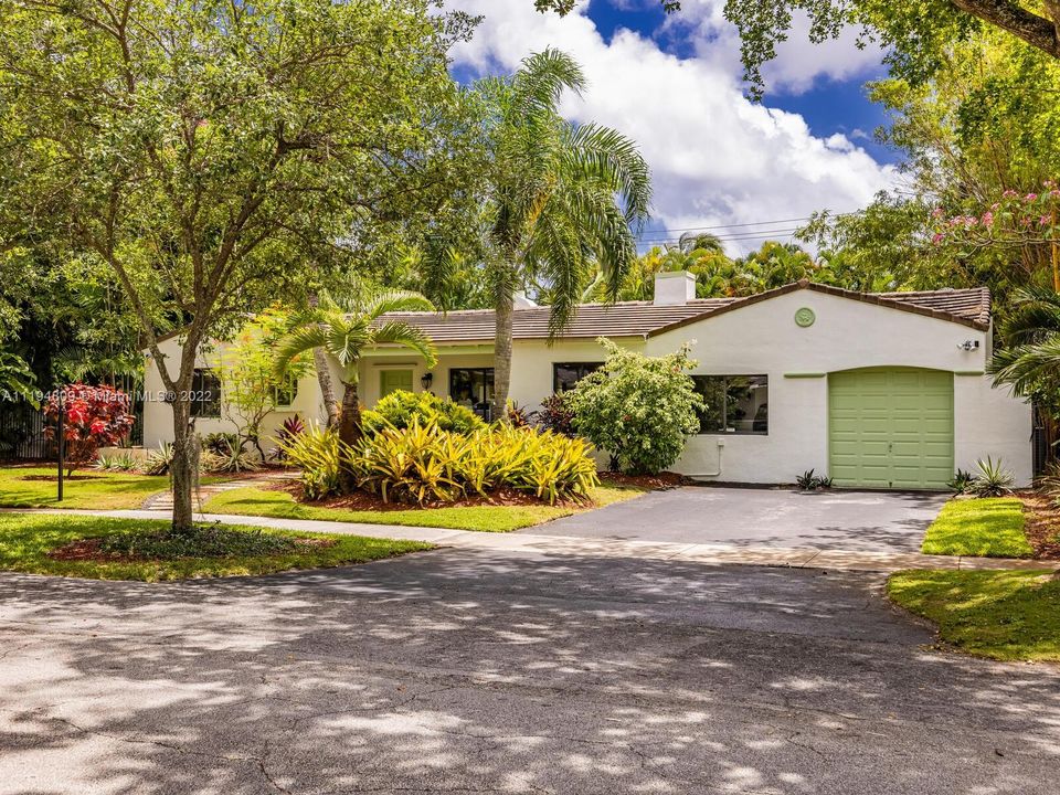 Недавно арендовано: $10,000 (3 спален, 2 ванн, 1998 Квадратных фут)