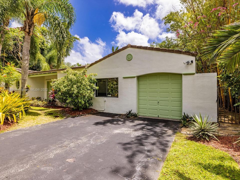 Недавно арендовано: $10,000 (3 спален, 2 ванн, 1998 Квадратных фут)