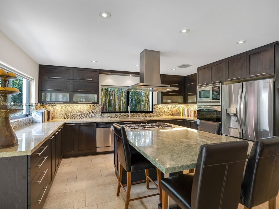 Недавно арендовано: $10,000 (3 спален, 2 ванн, 1998 Квадратных фут)