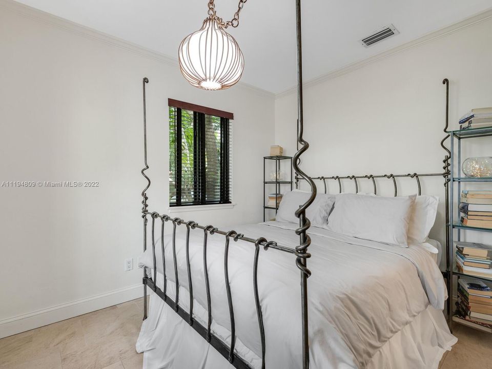 Недавно арендовано: $10,000 (3 спален, 2 ванн, 1998 Квадратных фут)