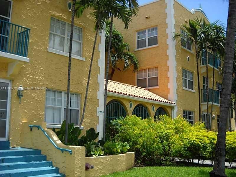 Recently Sold: $200,000 (1 beds, 1 baths, 450 Square Feet)