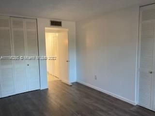 Recently Rented: $2,200 (1 beds, 1 baths, 680 Square Feet)