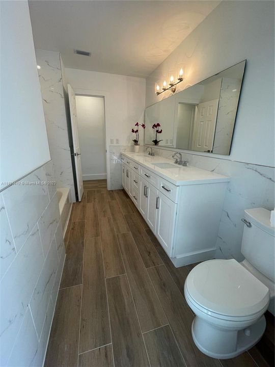 Recientemente alquilado: $5,250 (3 camas, 2 baños, 1524 Pies cuadrados)