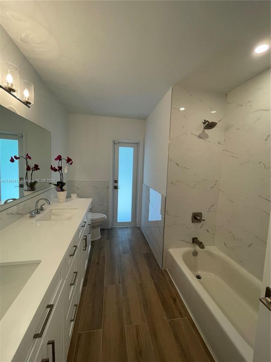 Recientemente alquilado: $5,250 (3 camas, 2 baños, 1524 Pies cuadrados)