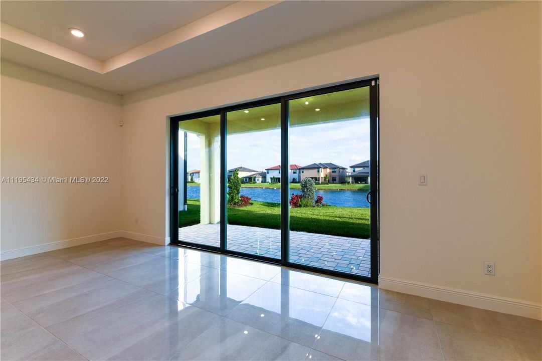 Недавно арендовано: $5,600 (3 спален, 2 ванн, 2287 Квадратных фут)