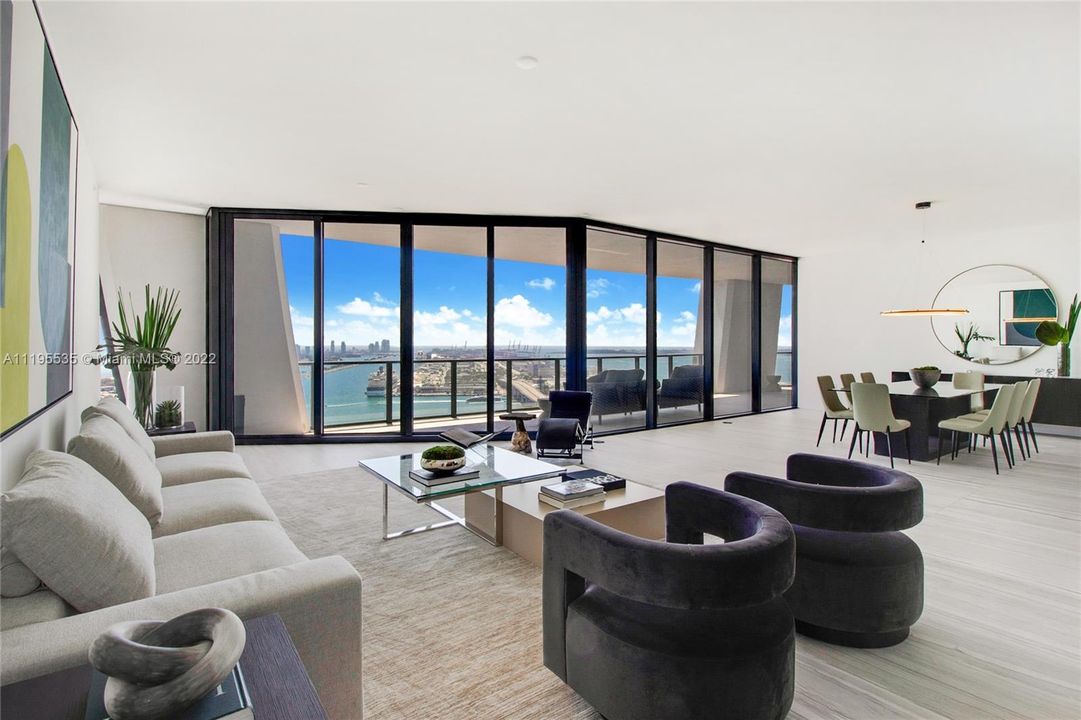 Recently Sold: $7,300,000 (4 beds, 5 baths, 4600 Square Feet)