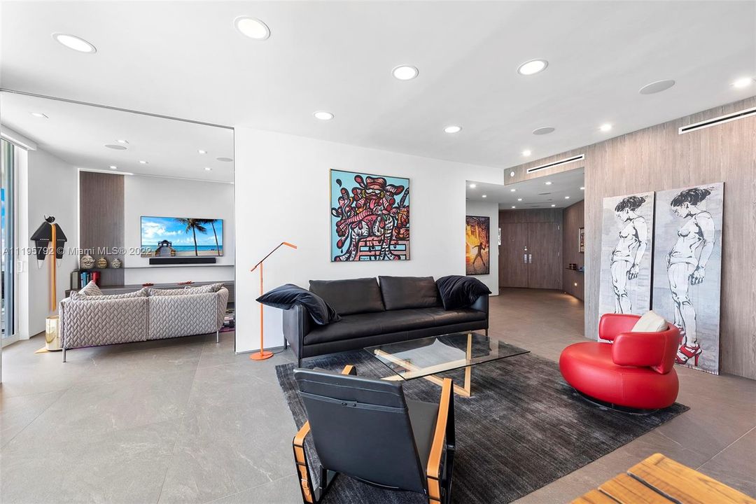 Recently Sold: $3,749,000 (3 beds, 3 baths, 1980 Square Feet)