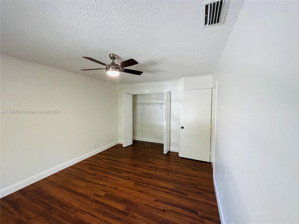 Recently Rented: $4,450 (3 beds, 2 baths, 2100 Square Feet)