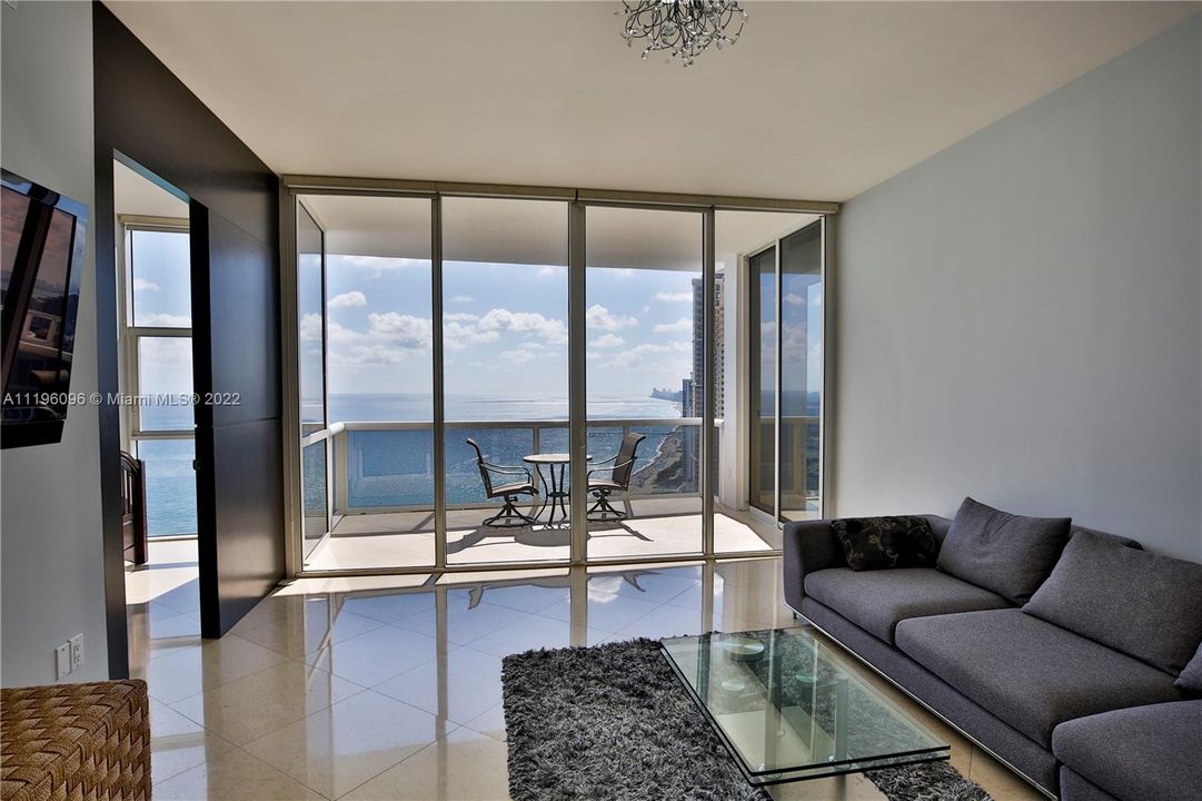 LIVING AREA WITH OPEN OCEANFRONT VIEWS