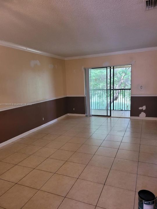 Recently Rented: $1,700 (2 beds, 2 baths, 24255 Square Feet)