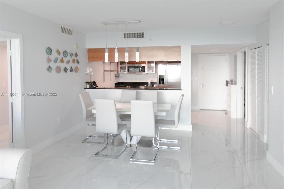 Recently Sold: $695,000 (2 beds, 2 baths, 0 Square Feet)