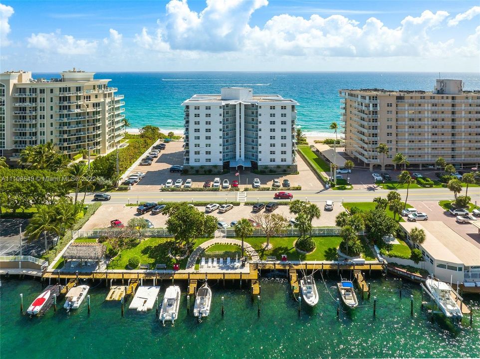 最近售出: $699,000 (2 贝兹, 2 浴室, 1300 平方英尺)