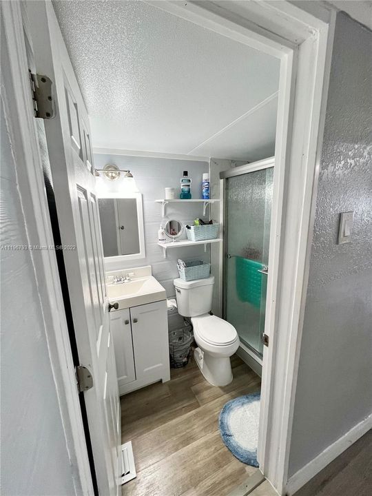 Recently Sold: $339,999 (2 beds, 1 baths, 369 Square Feet)