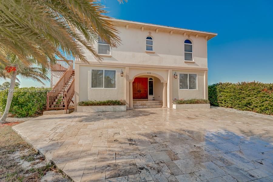 Recently Sold: $1,400,000 (5 beds, 4 baths, 0 Square Feet)