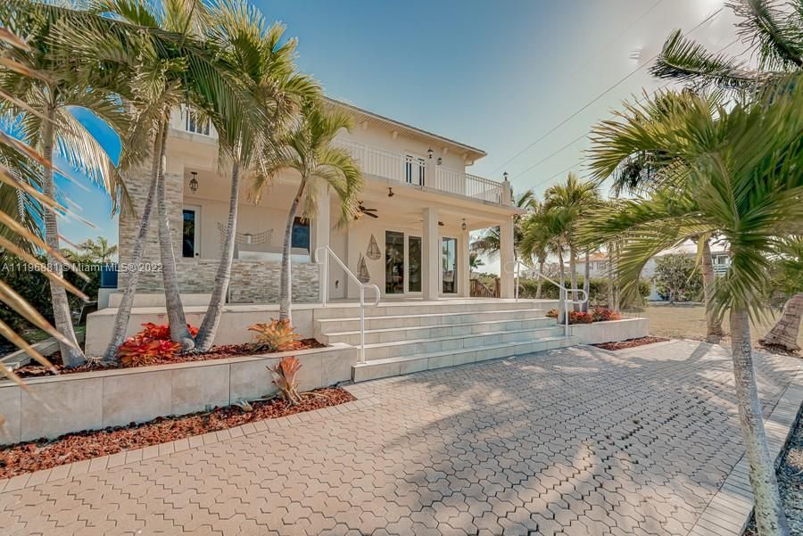 Recently Sold: $1,400,000 (5 beds, 4 baths, 0 Square Feet)