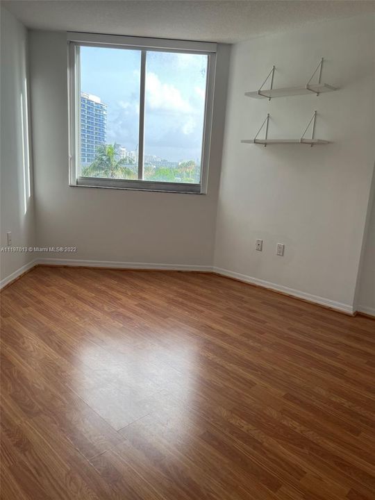 Recently Rented: $4,300 (2 beds, 2 baths, 1490 Square Feet)