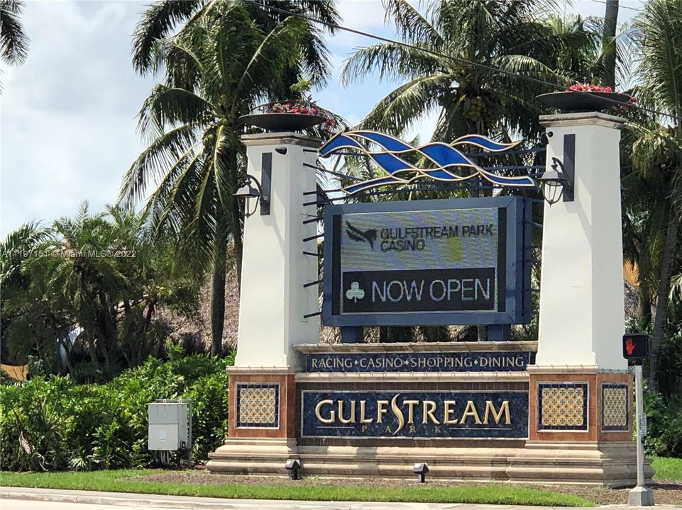 Gulfstream Racing & Casino Entrance