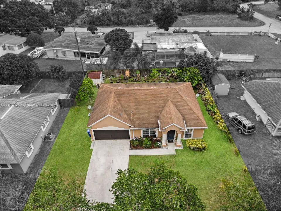 Recently Sold: $280,000 (3 beds, 2 baths, 1440 Square Feet)