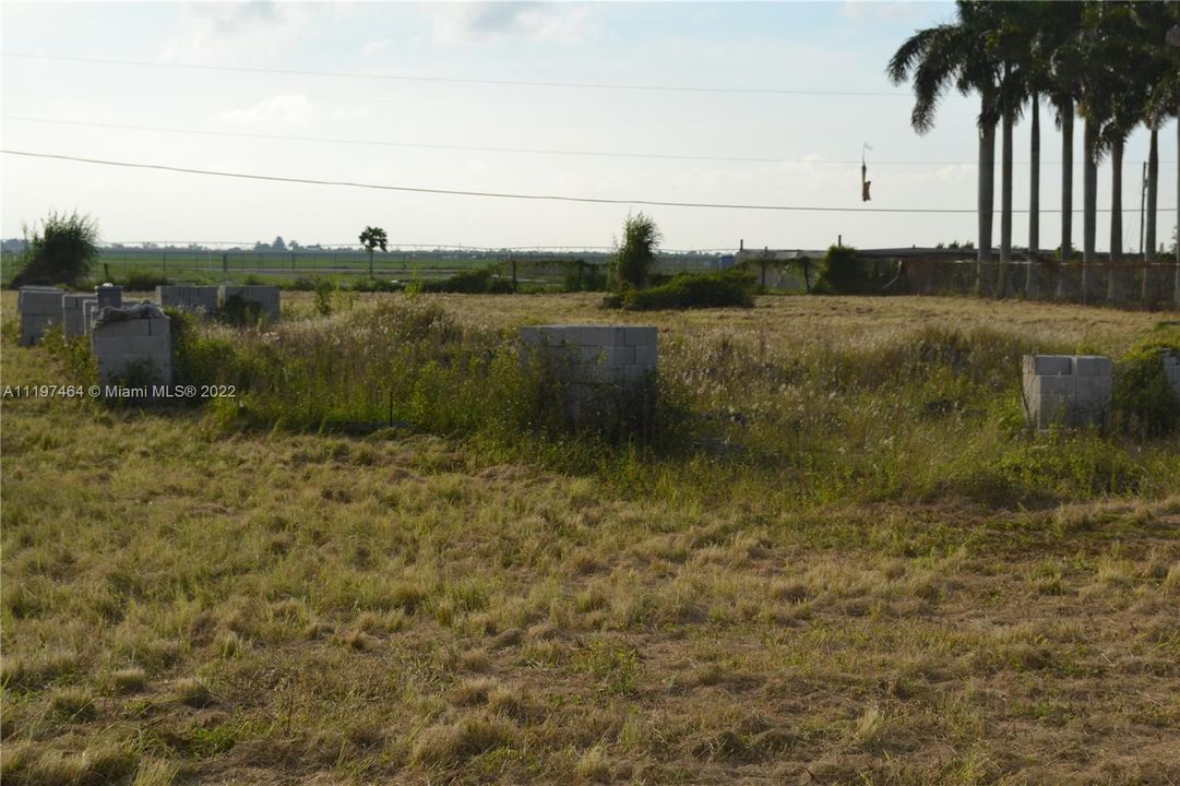 Vendido Recientemente: $298,000 (1.25 acres)