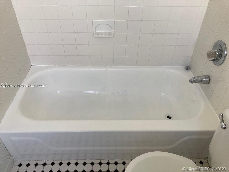 Недавно арендовано: $1,600 (1 спален, 1 ванн, 410 Квадратных фут)