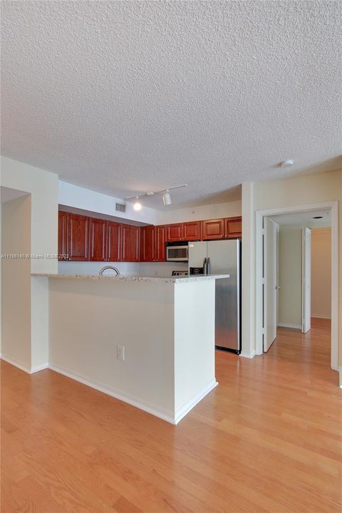 Recently Rented: $3,805 (2 beds, 2 baths, 1238 Square Feet)
