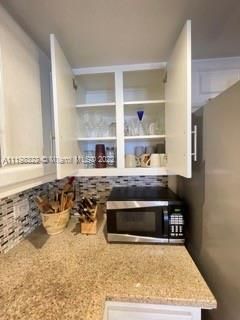 Recently Rented: $3,000 (2 beds, 2 baths, 1213 Square Feet)