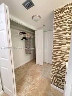 Recently Rented: $3,000 (2 beds, 2 baths, 1213 Square Feet)