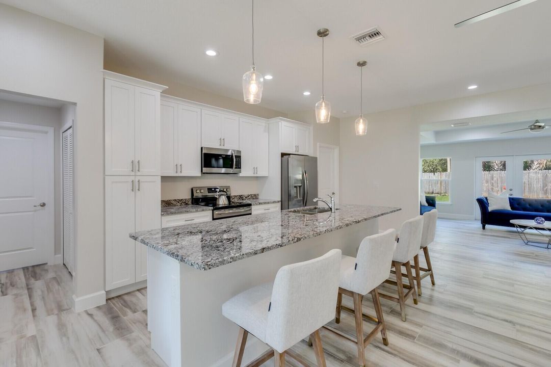 29_478Fillmore215_mls