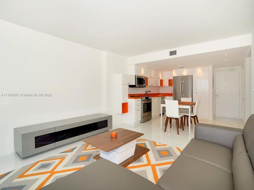 Recently Sold: $599,000 (1 beds, 1 baths, 655 Square Feet)
