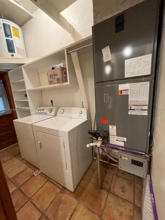 Recently Rented: $2,600 (3 beds, 2 baths, 1405 Square Feet)