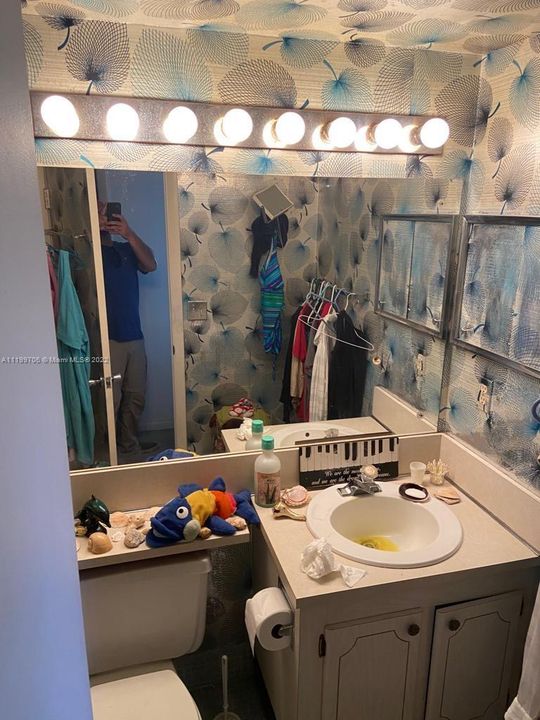Recently Sold: $105,000 (1 beds, 1 baths, 684 Square Feet)