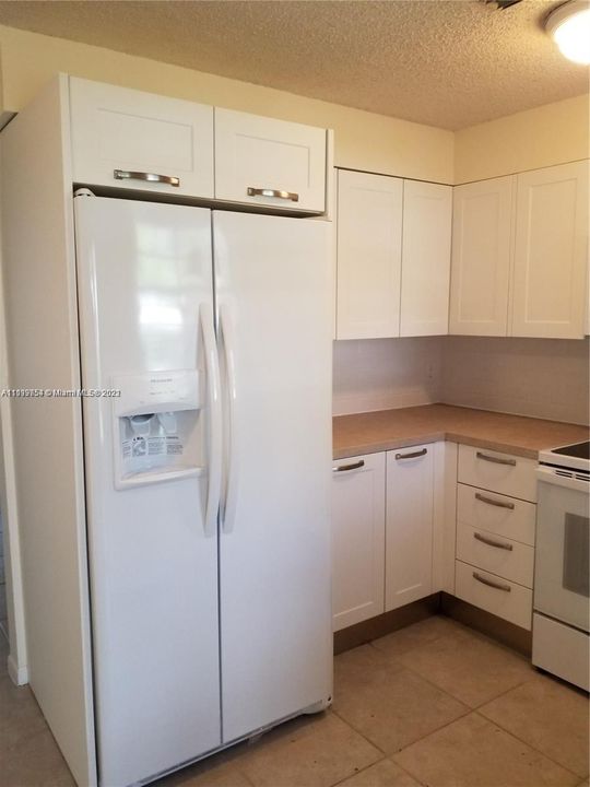 Recently Rented: $1,700 (2 beds, 2 baths, 876 Square Feet)