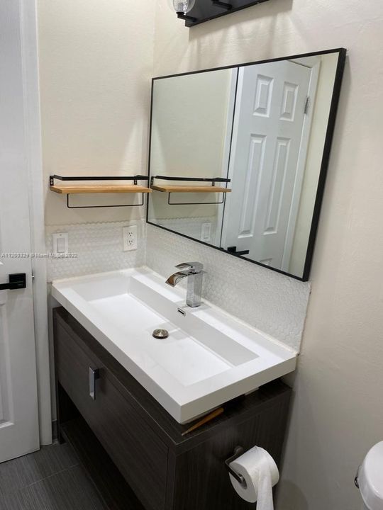 Недавно арендовано: $2,500 (2 спален, 1 ванн, 0 Квадратных фут)