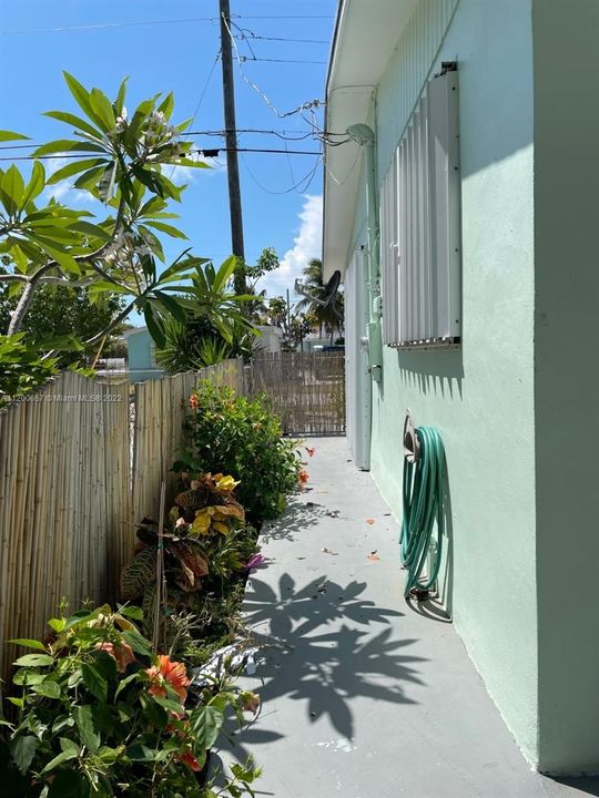 Recently Sold: $479,000 (3 beds, 1 baths, 960 Square Feet)