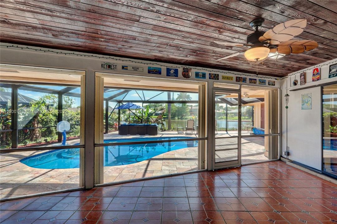 PGA National FOR SALE Waterfront Pool Home