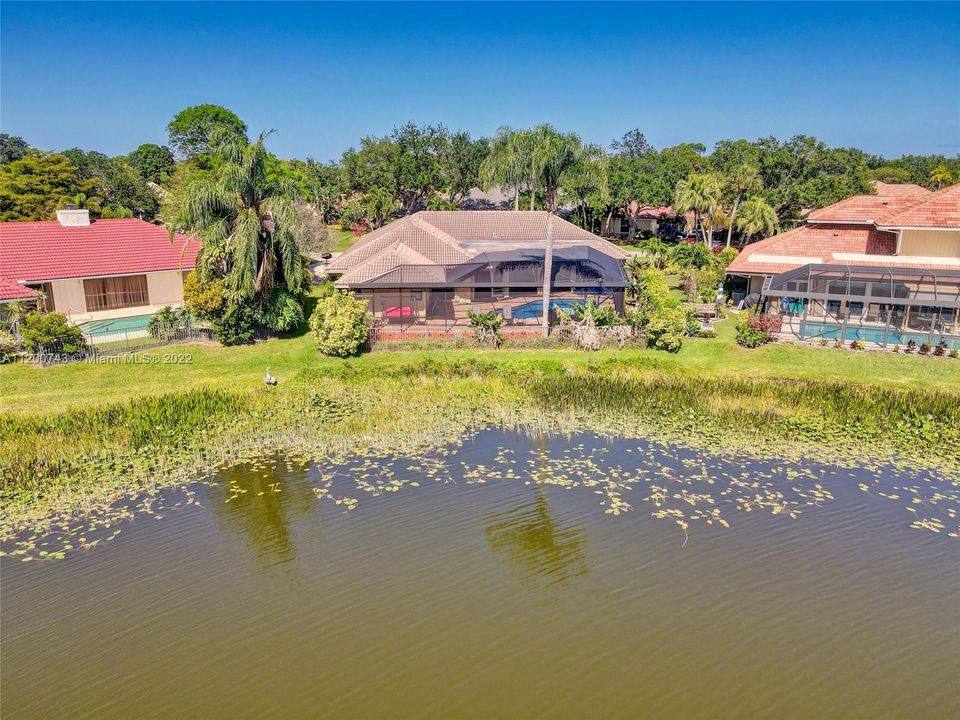 PGA National FOR SALE Waterfront Pool Home