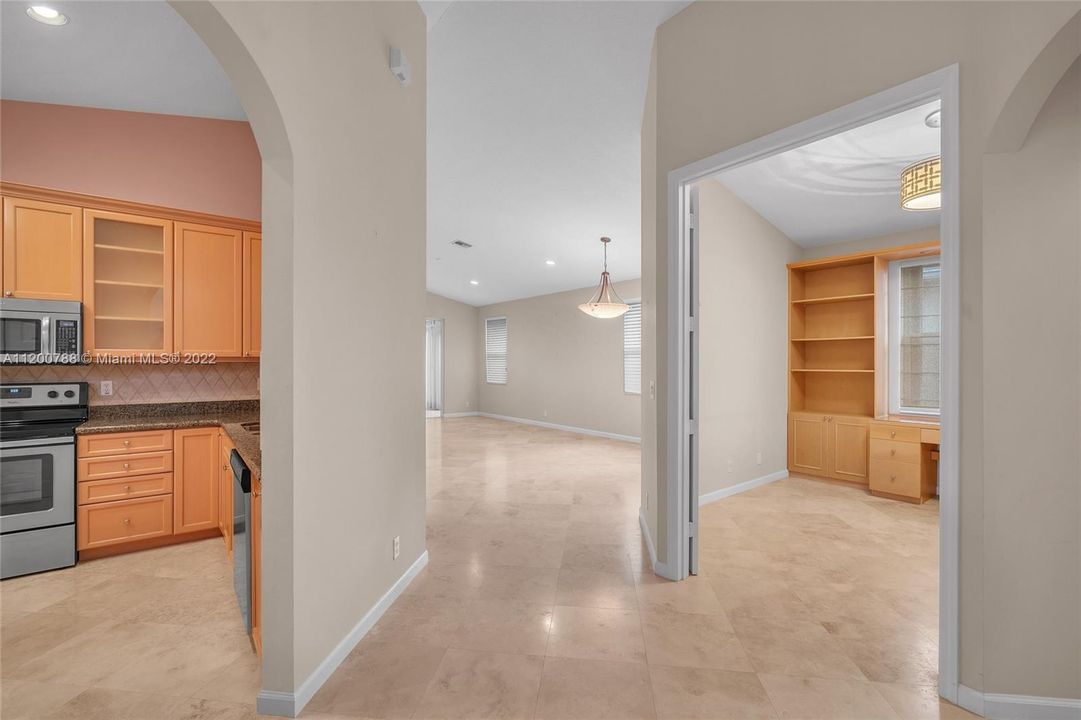 Recently Sold: $499,500 (2 beds, 2 baths, 1606 Square Feet)