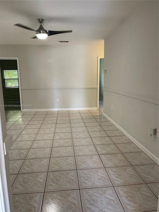 Recently Rented: $4,250 (4 beds, 2 baths, 3329 Square Feet)