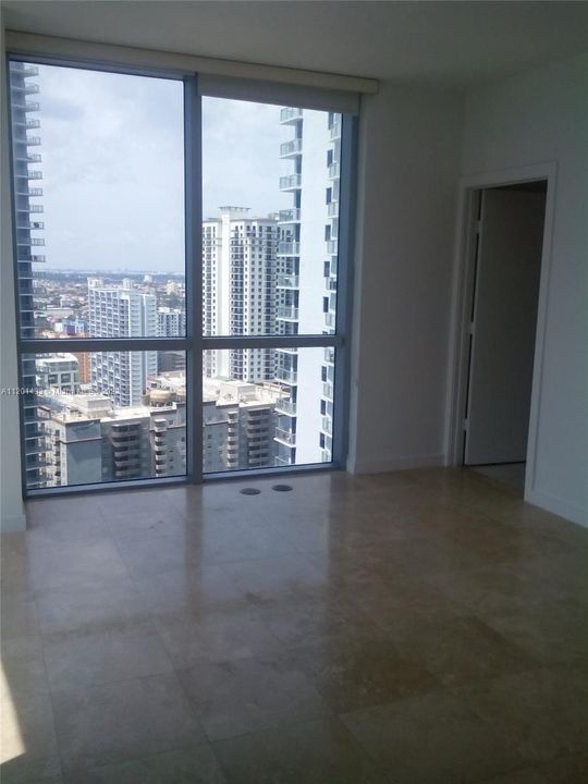 最近售出: $497,000 (2 贝兹, 2 浴室, 1088 平方英尺)