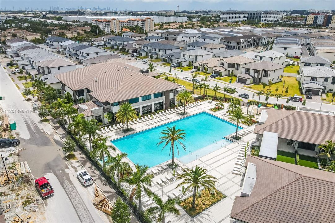 Recently Sold: $975,000 (4 beds, 3 baths, 2329 Square Feet)
