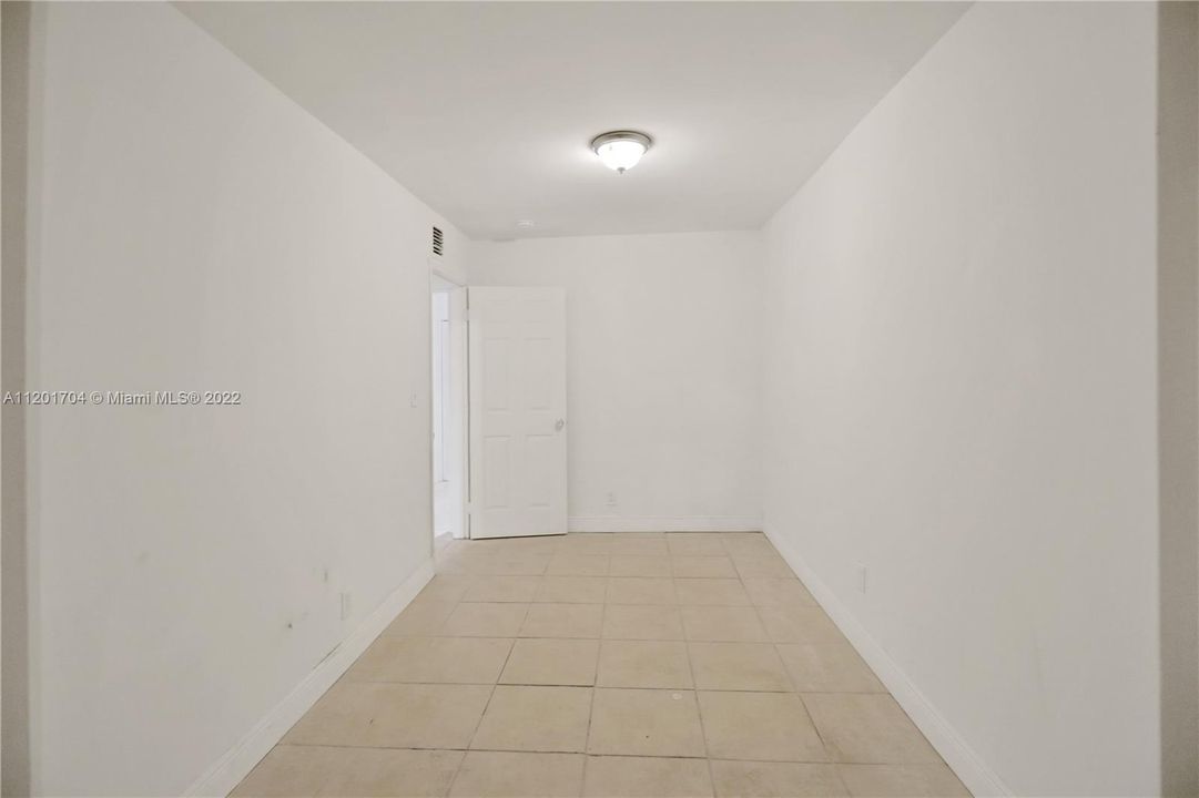 最近租的: $1,500 (2 贝兹, 1 浴室, 500 平方英尺)