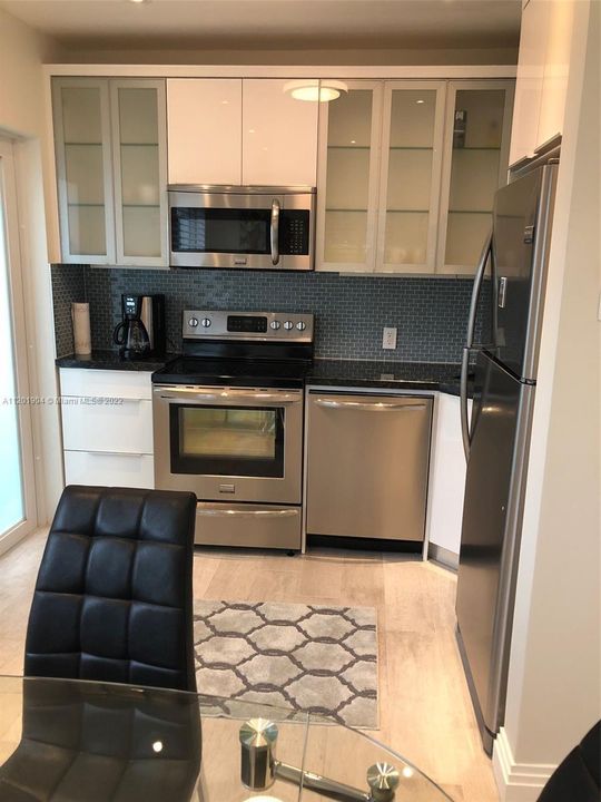 Recently Rented: $2,500 (1 beds, 1 baths, 650 Square Feet)
