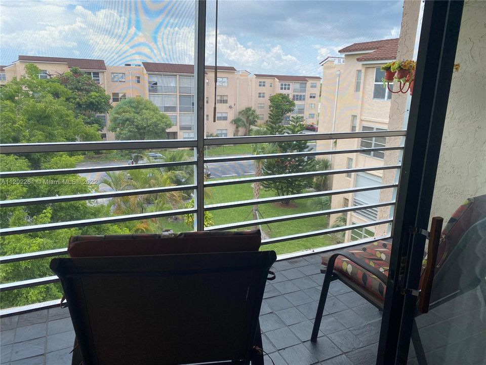 Recently Sold: $105,000 (2 beds, 2 baths, 1010 Square Feet)