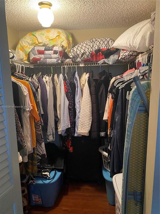 Recently Sold: $105,000 (2 beds, 2 baths, 1010 Square Feet)